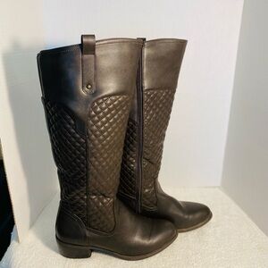 It’s OK women’s Priscilla side zip quilted western style knee hi boots Sz 8.5 M